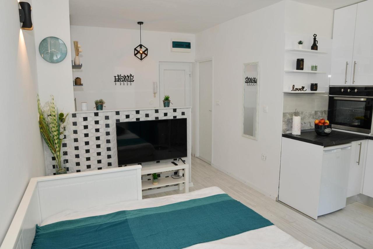 Apartment Deni Задар Екстер'єр фото